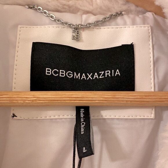 BCBG Faux Fur / Faux Shearling Coat NWT - Picture 3 of 5
